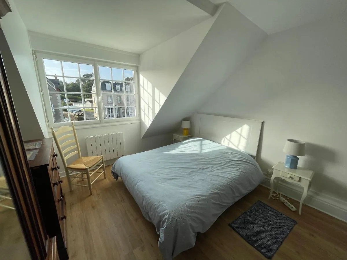 L'Appartement De La Plage Saint-Quay-Portrieux 0*,  France